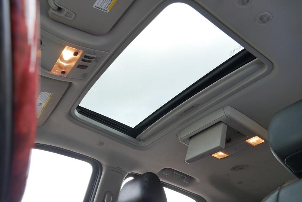 used 2014 Cadillac Escalade ESV car, priced at $15,017