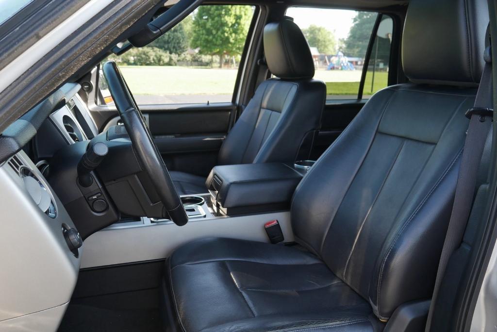 used 2015 Ford Expedition car, priced at $9,820