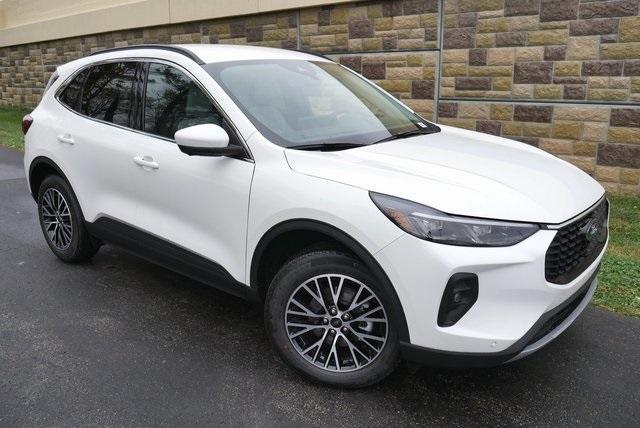 new 2025 Ford Escape car, priced at $41,989