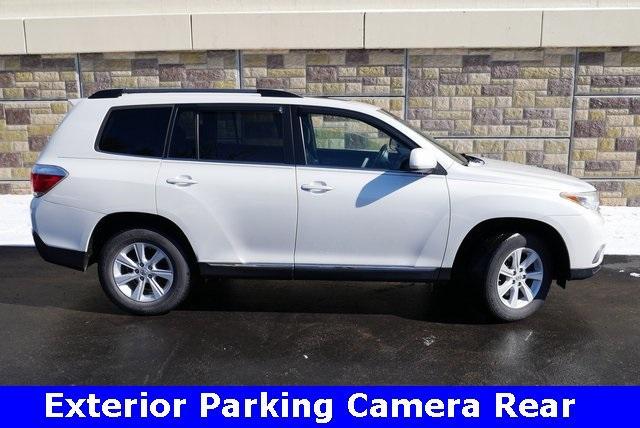 used 2013 Toyota Highlander car, priced at $13,777