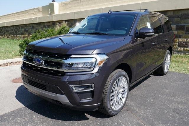 new 2024 Ford Expedition car, priced at $70,418