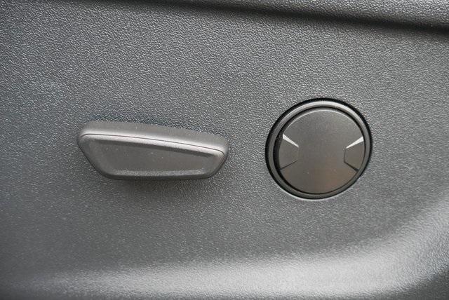 new 2025 Ford F-150 car, priced at $53,087