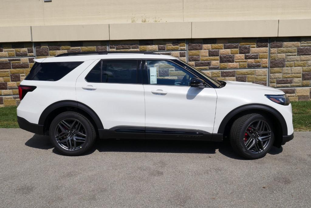 new 2025 Ford Explorer car, priced at $58,900