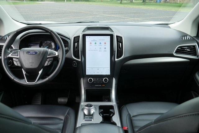 used 2024 Ford Edge car, priced at $28,301