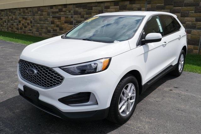 used 2024 Ford Edge car, priced at $28,301