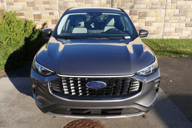 new 2025 Ford Escape car, priced at $41,052