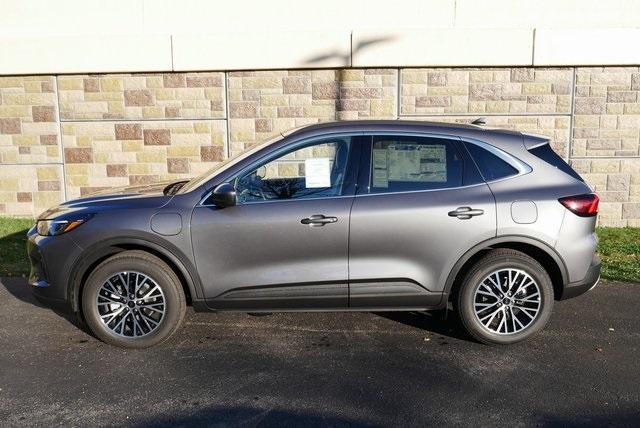 new 2025 Ford Escape car, priced at $41,052