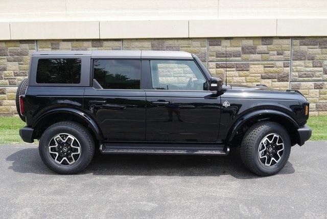 new 2025 Ford Bronco car, priced at $54,319