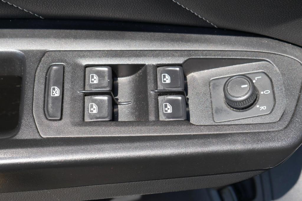 used 2020 Volkswagen Atlas Cross Sport car, priced at $25,997