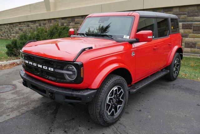 new 2024 Ford Bronco car, priced at $52,185