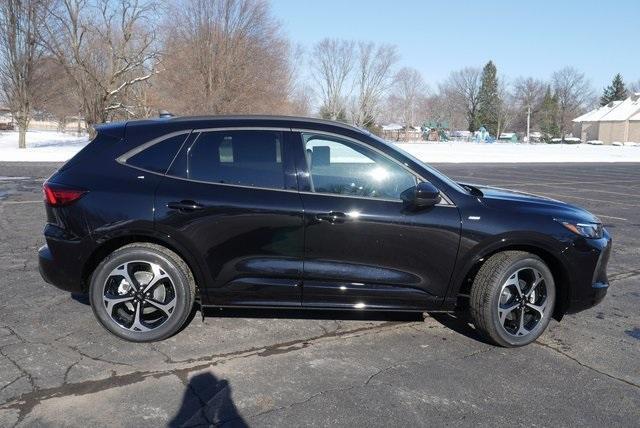 new 2025 Ford Escape car, priced at $38,930