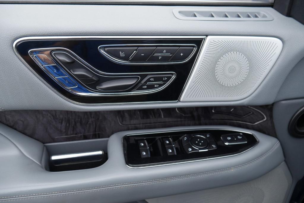 used 2018 Lincoln Navigator car, priced at $31,610