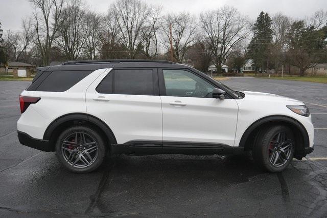 new 2025 Ford Explorer car, priced at $62,944