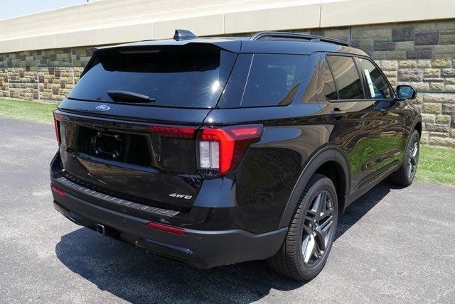 new 2025 Ford Explorer car, priced at $48,617
