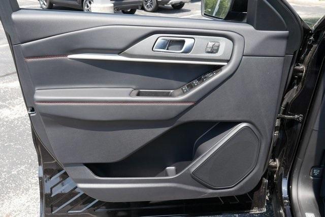 new 2025 Ford Explorer car, priced at $48,617