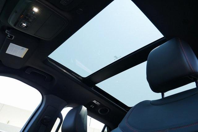 new 2025 Ford Explorer car, priced at $48,617