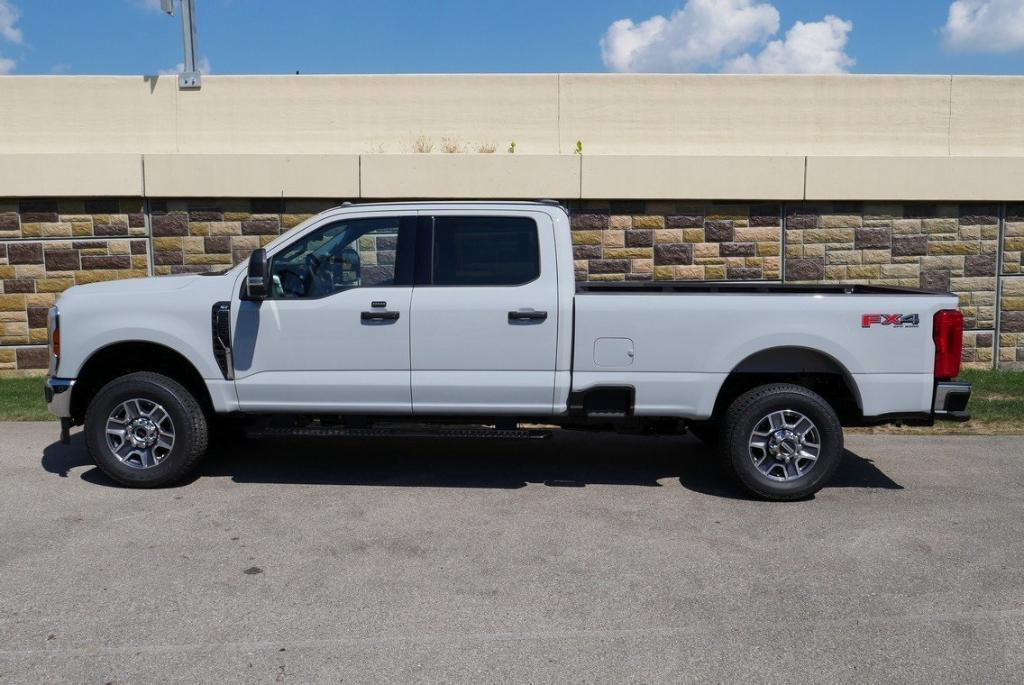 new 2025 Ford F-250 car, priced at $58,159