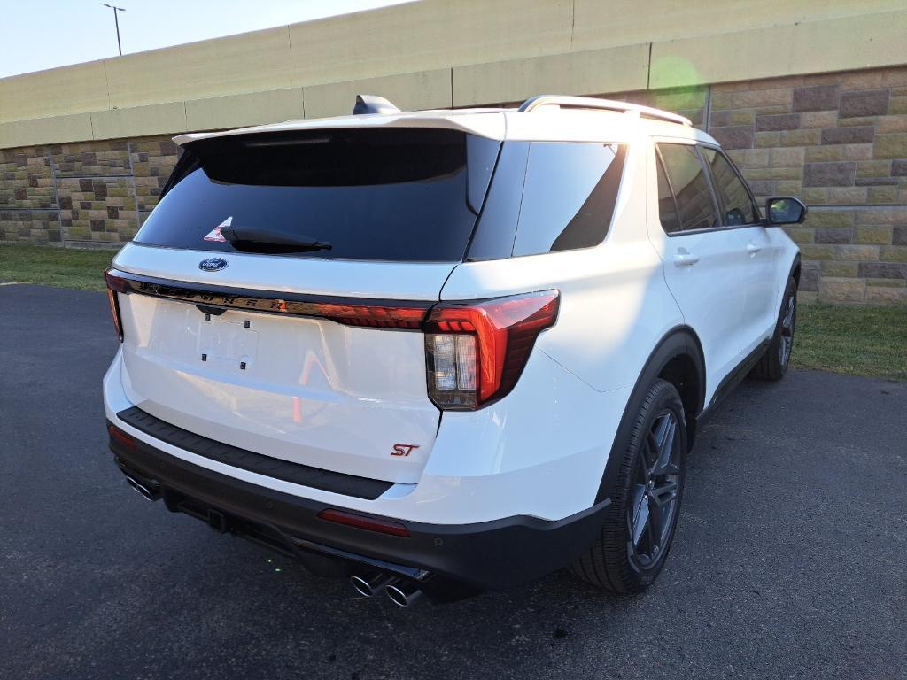 new 2025 Ford Explorer car, priced at $58,941