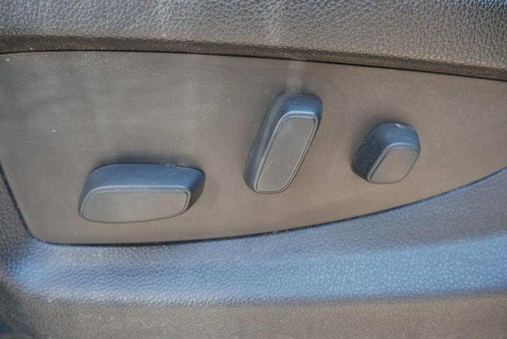 used 2018 Chevrolet Silverado 1500 car, priced at $32,900