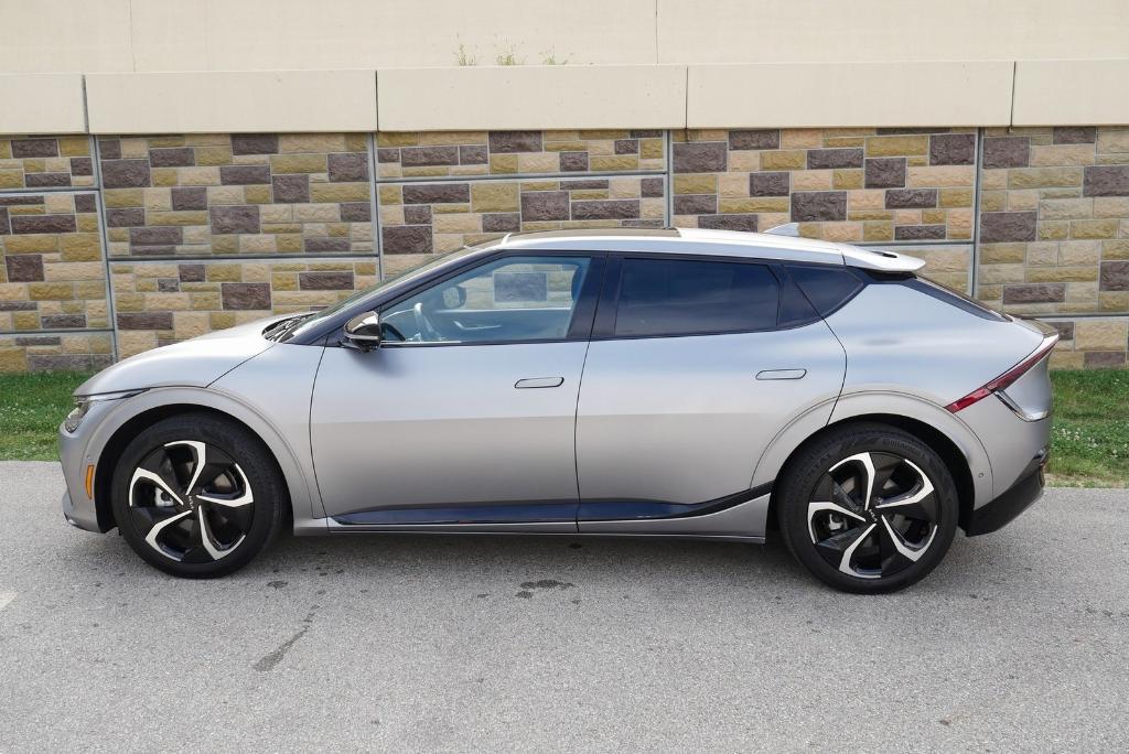 used 2023 Kia EV6 car, priced at $31,318