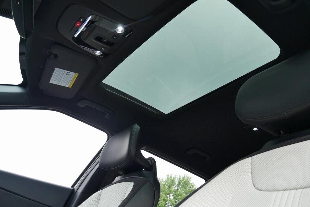used 2023 Kia EV6 car, priced at $31,318