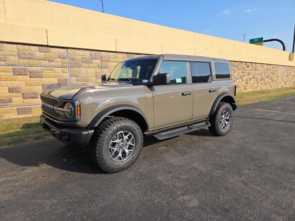new 2025 Ford Bronco car, priced at $58,596