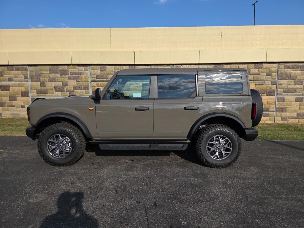 new 2025 Ford Bronco car, priced at $58,596