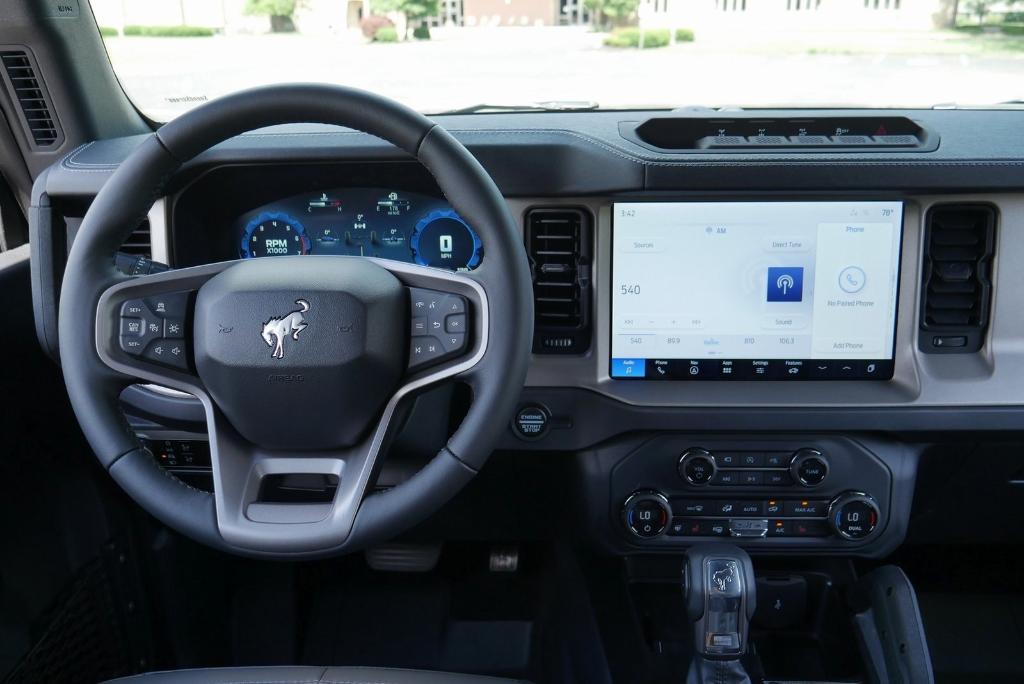 new 2025 Ford Bronco car, priced at $62,529