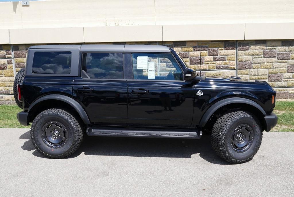 new 2025 Ford Bronco car, priced at $62,529