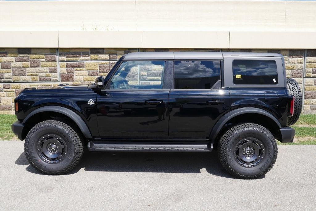 new 2025 Ford Bronco car, priced at $62,529