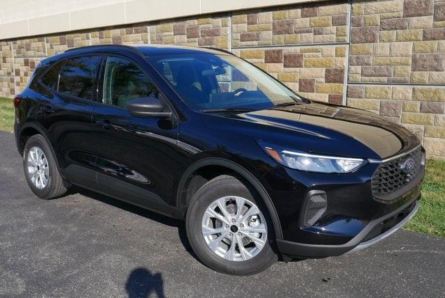 new 2025 Ford Escape car, priced at $34,186