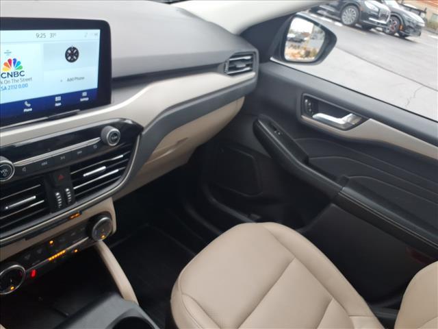 used 2022 Ford Escape car, priced at $20,999