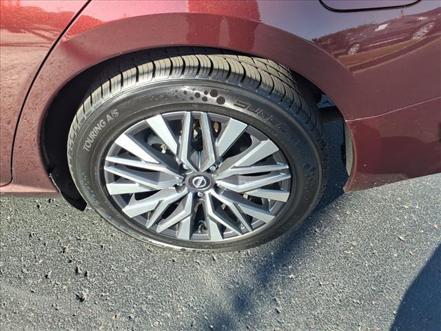 used 2023 Nissan Altima car, priced at $19,999