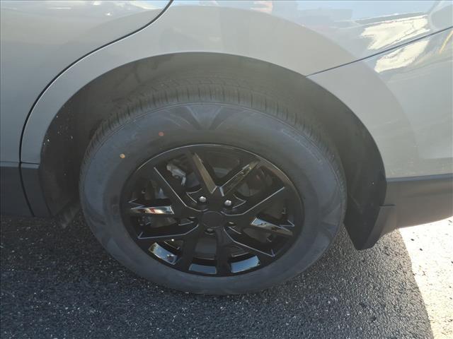 used 2023 Chevrolet Equinox car, priced at $20,999