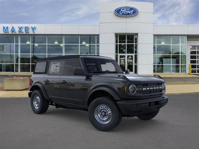 new 2025 Ford Bronco car, priced at $39,646