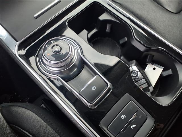 used 2020 Ford Edge car, priced at $15,995