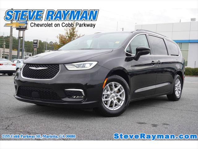 used 2022 Chrysler Pacifica car, priced at $21,991