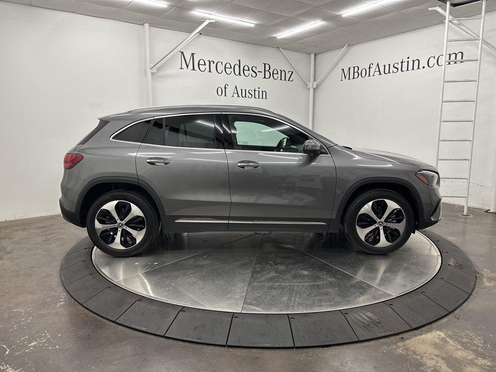 new 2025 Mercedes-Benz GLA 250 car, priced at $49,320