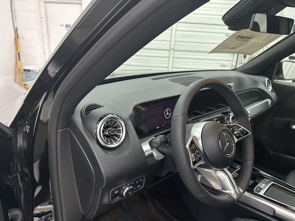 used 2025 Mercedes-Benz GLB 250 car, priced at $49,420