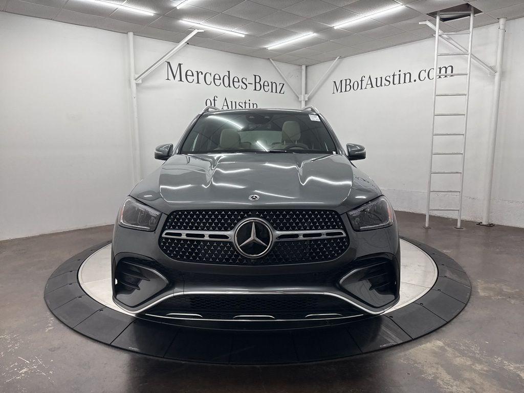 new 2025 Mercedes-Benz GLE 450 car, priced at $86,415