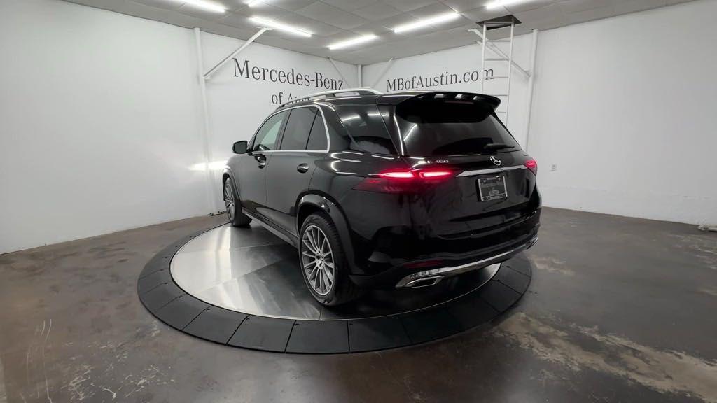 new 2025 Mercedes-Benz GLE 450 car, priced at $82,005