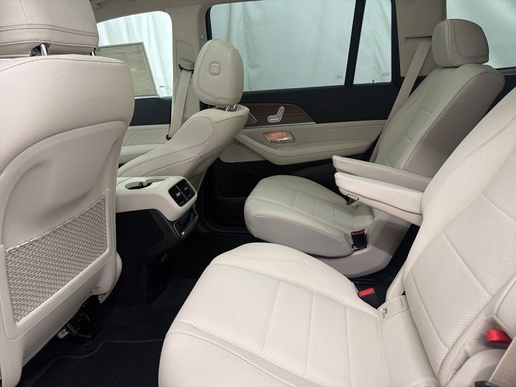 new 2026 Mercedes-Benz GLS 450 car, priced at $98,795