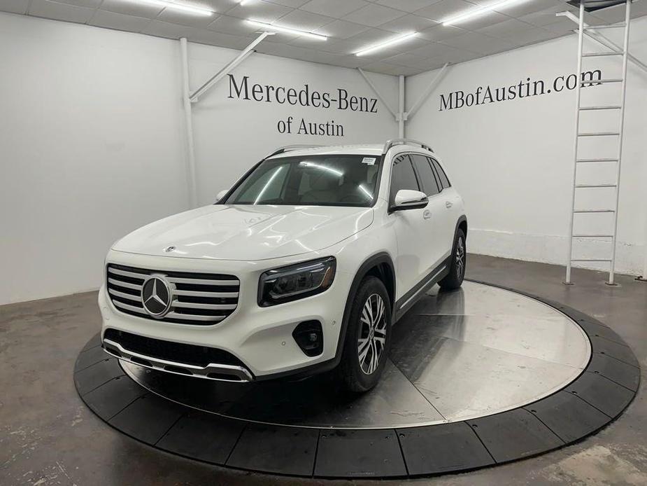 new 2025 Mercedes-Benz GLB 250 car, priced at $48,645