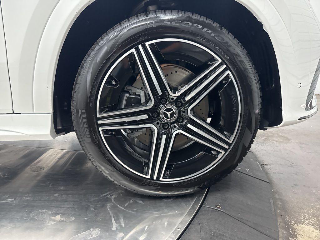 new 2026 Mercedes-Benz GLE 450 car, priced at $85,460