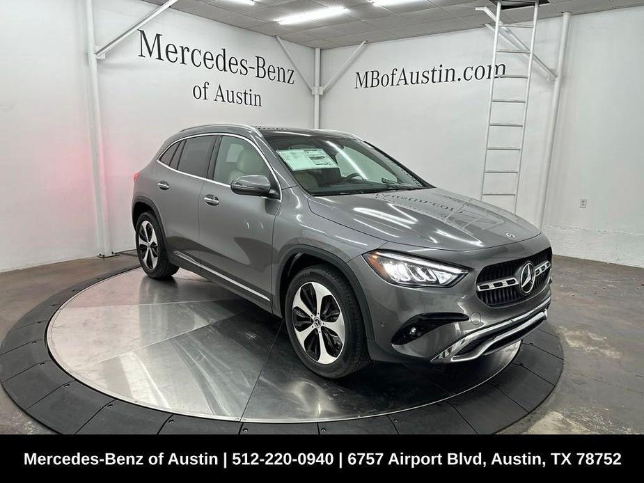 new 2025 Mercedes-Benz GLA 250 car, priced at $49,960