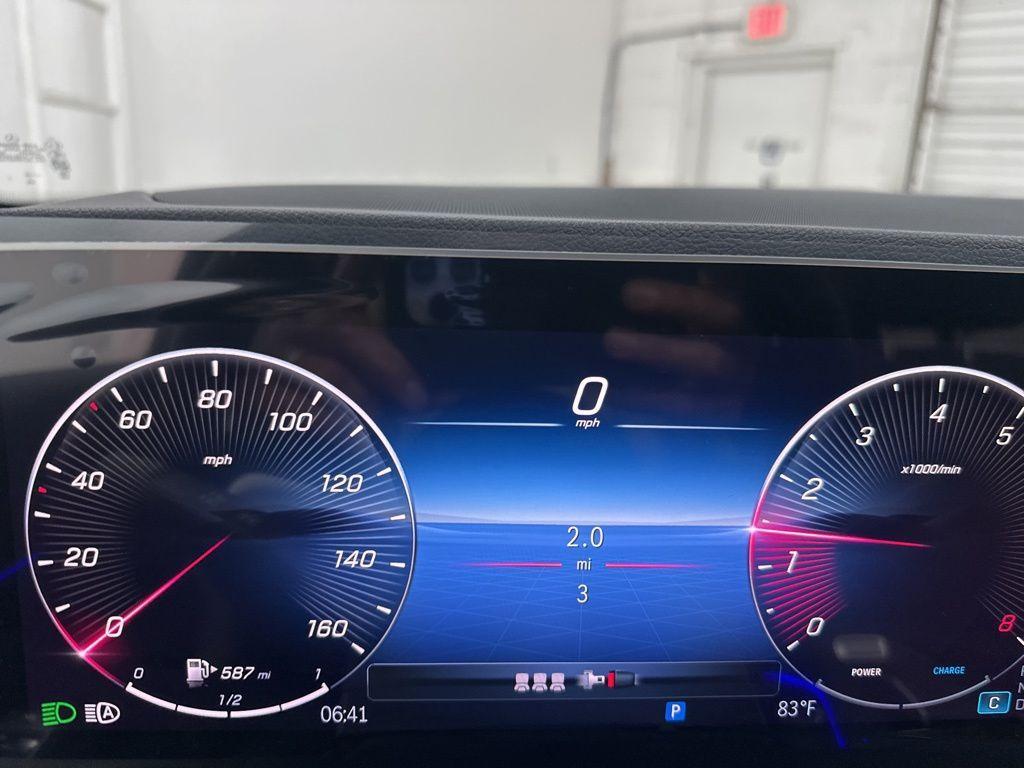 new 2025 Mercedes-Benz GLE 350 car, priced at $70,955