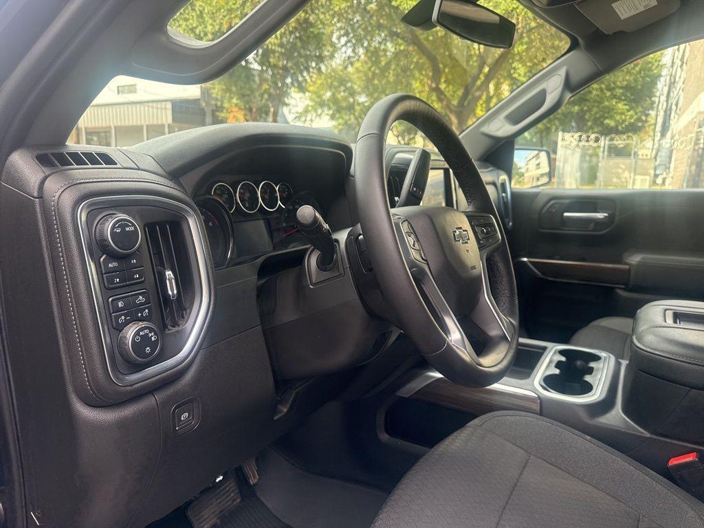 used 2022 Chevrolet Silverado 1500 Limited car, priced at $33,900