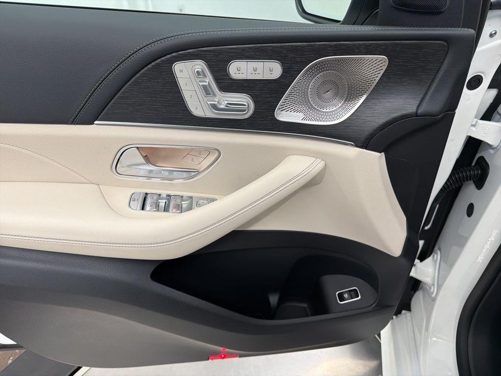 new 2026 Mercedes-Benz GLS 450 car, priced at $100,065