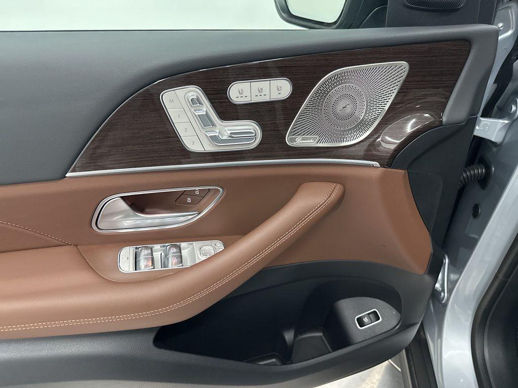 used 2025 Mercedes-Benz GLS 450 car, priced at $92,395