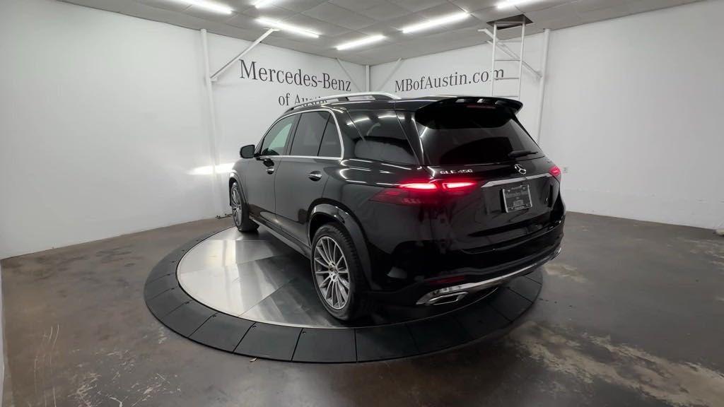 new 2025 Mercedes-Benz GLE 450 car, priced at $82,005